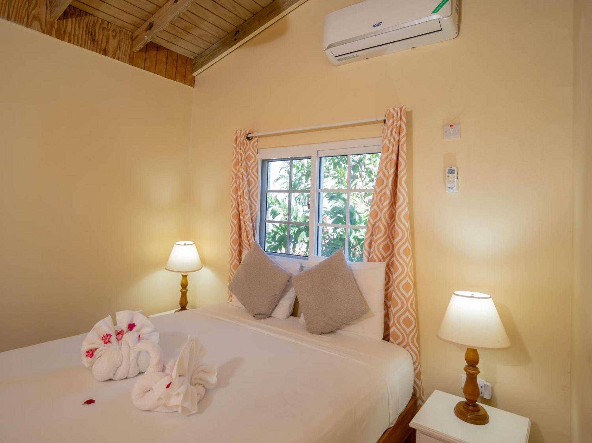 טרזר ביץ' Beyond Sunset Resort & Villas מראה חיצוני תמונה
