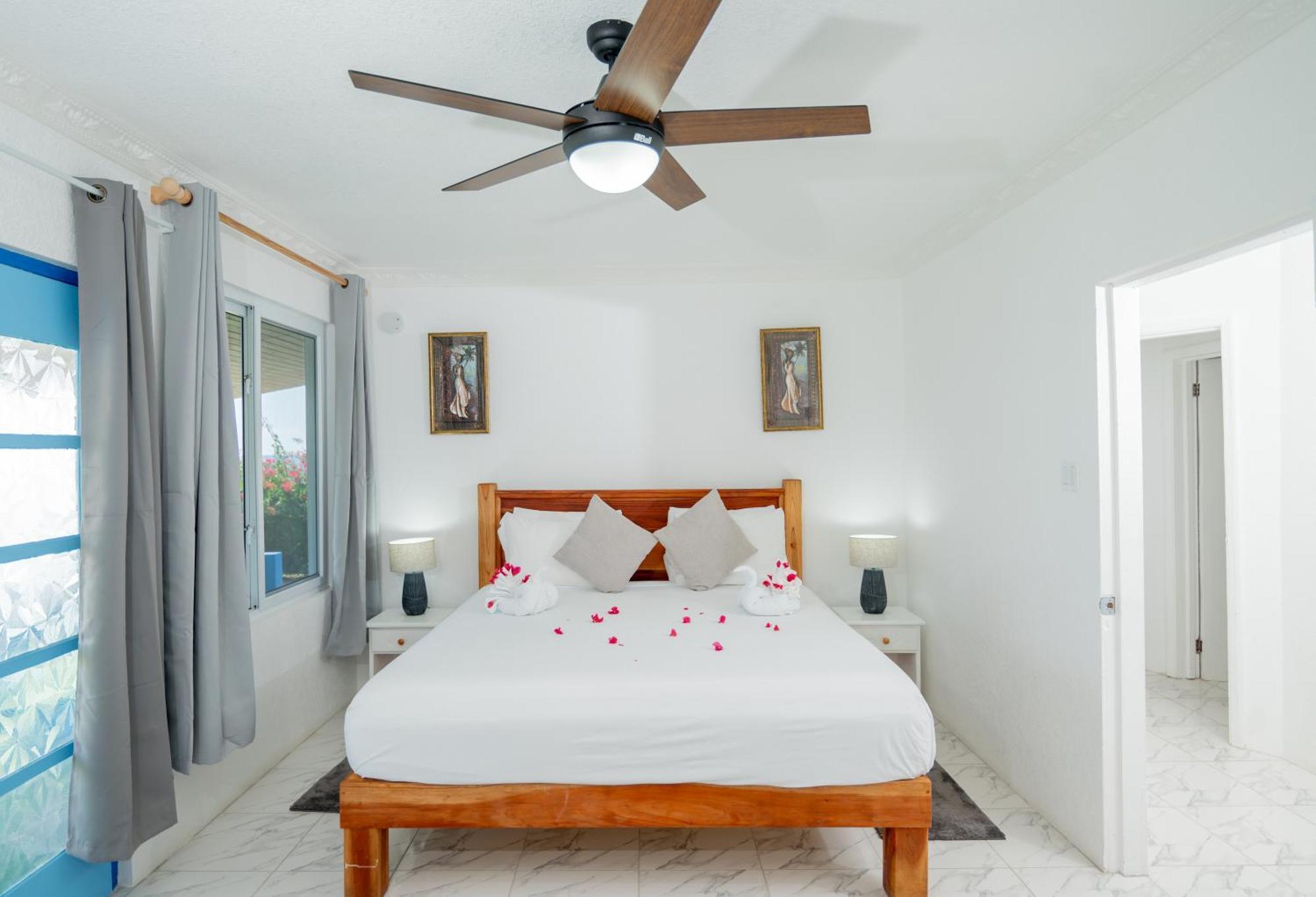 טרזר ביץ' Beyond Sunset Resort & Villas מראה חיצוני תמונה