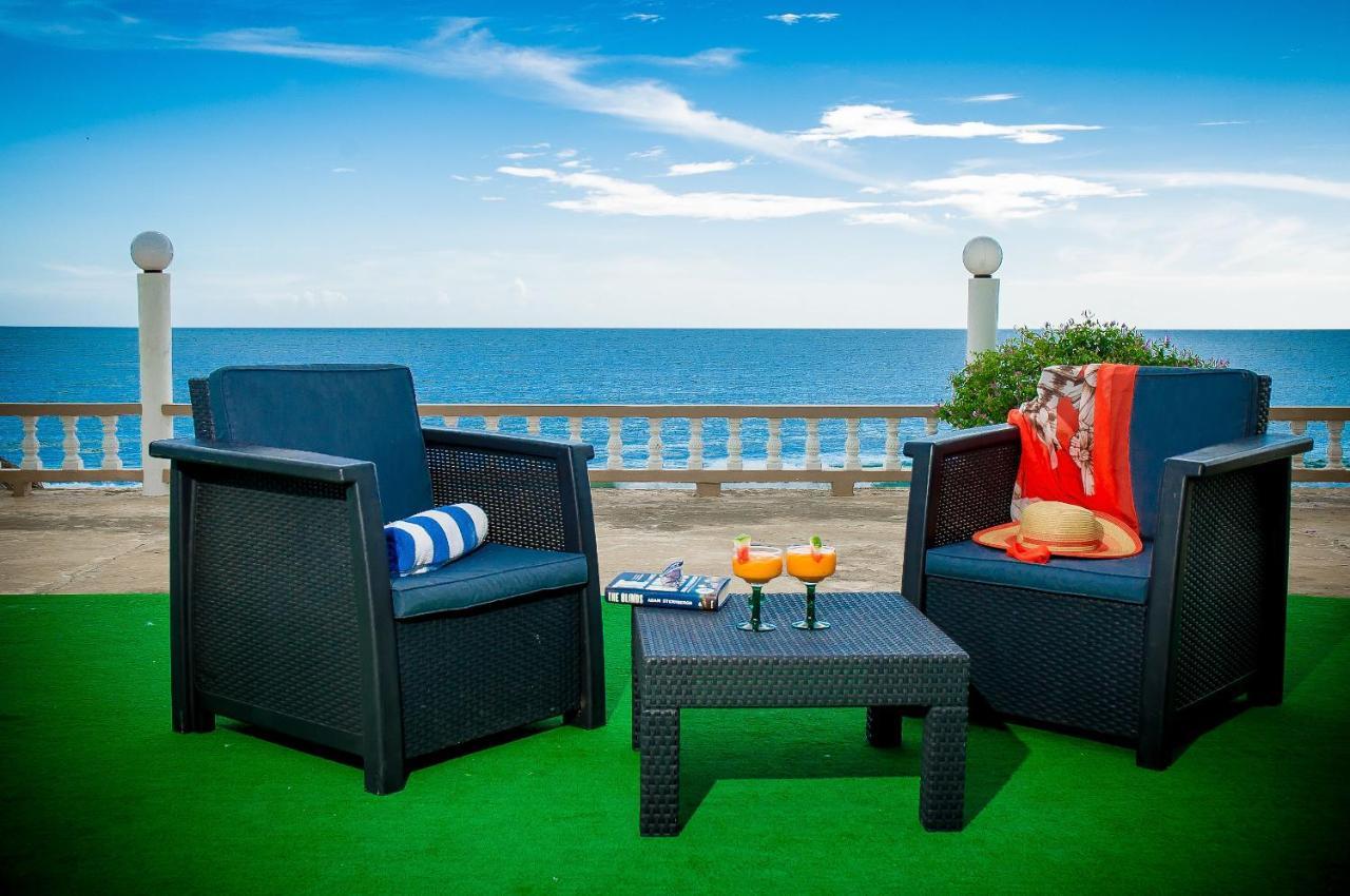 טרזר ביץ' Beyond Sunset Resort & Villas מראה חיצוני תמונה